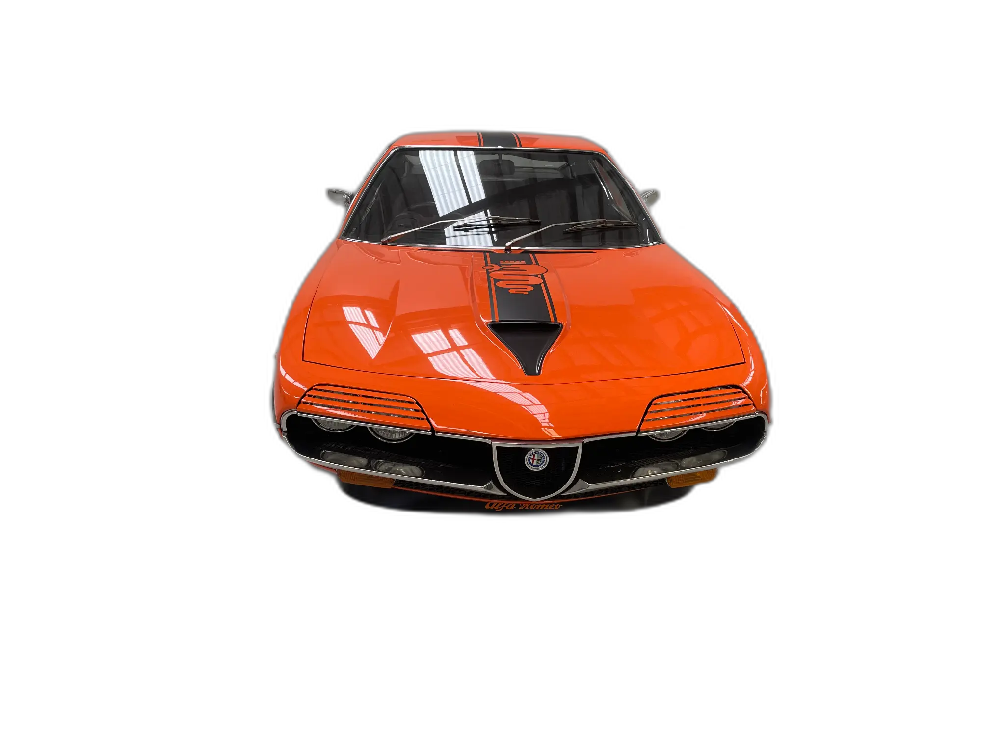 1974 Alfa Romeo Montréal — Front Showroom